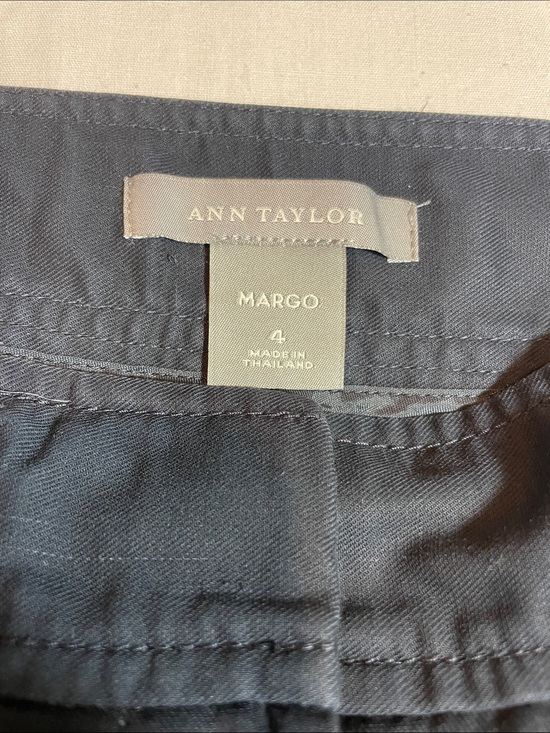 Ann Taylor Pants - Ann Taylor Margo Pants in Navy Blue